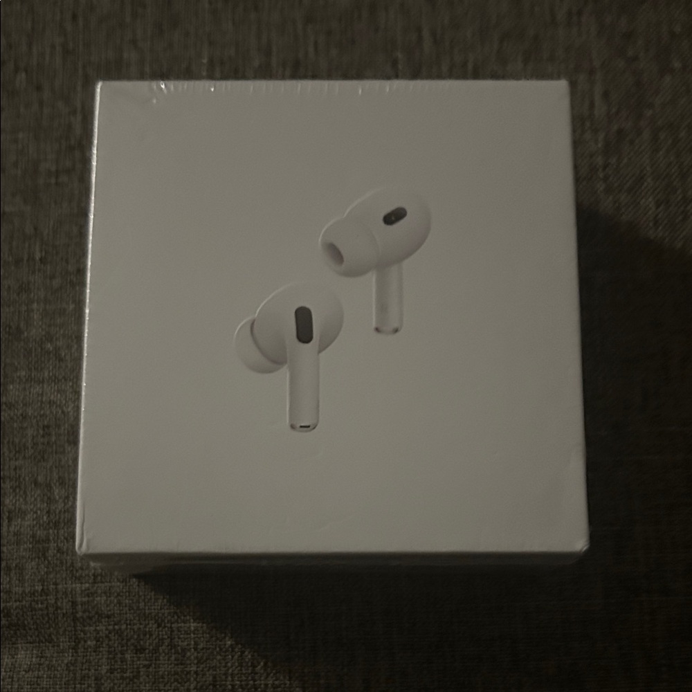 Apple White Earbud Headphones